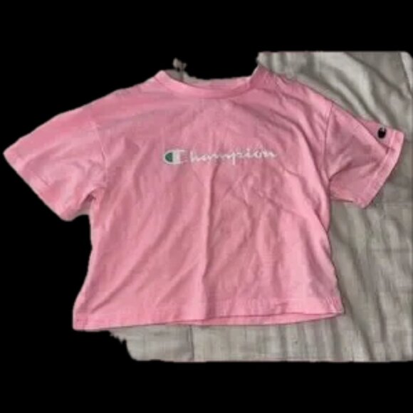Adorable ladies XS or girls size 4 crop boxy fit champion classic pink top new - Picture 5 of 6